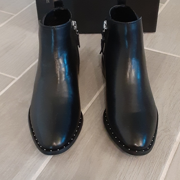 NIB Steve Madden Chavi Ankle Boots size 6 - Picture 2 of 8